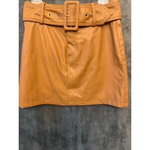 FOREVER 21 caramel colored faux leather mini skirt wide belt women’s sz L Casual